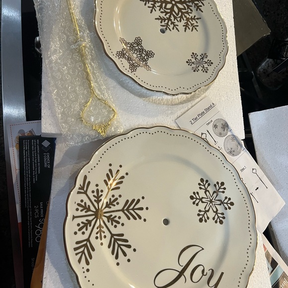 Elegant 2 tier Christmas Plate - Picture 3 of 7